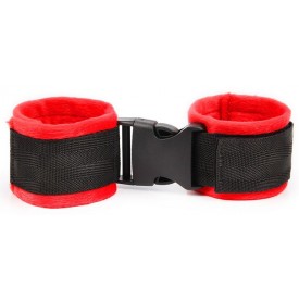 Красно-черные мягкие наручники на липучке